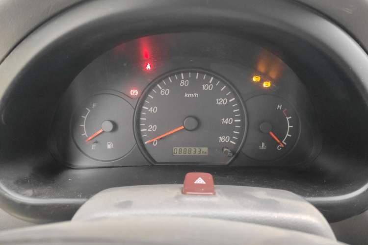 Used CHANGAN KUAYUE V3 2016 1.2L Box-Type Truck DK12-10
