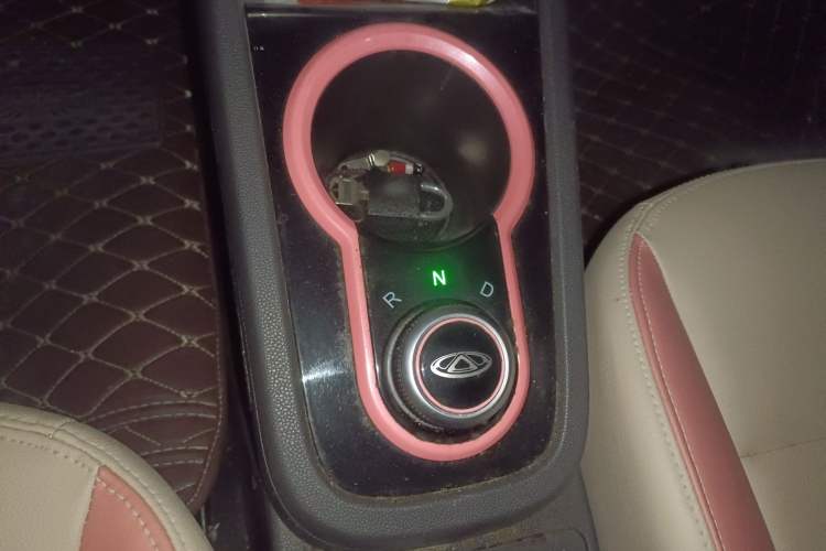 Used Chery QQ Little Ant 2021 150 000 Yuan "Ant Fan" Edition New Ant Cool Version Lithium-Ion Battery
