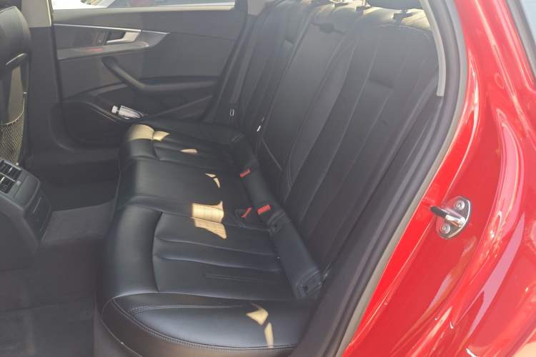 Used Audi A4L 2017 Plus 40 TFSI Ambition Model