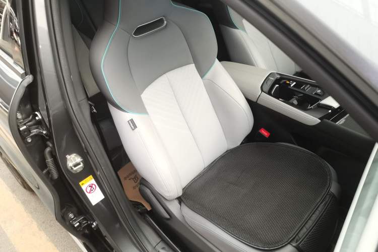 Used CHANGAN UNI-T 2023 Second-Generation 1.5T Prestige Model
