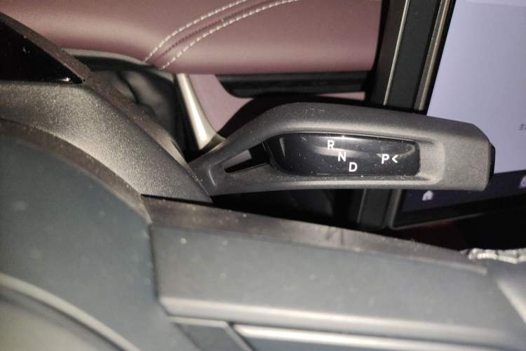 Used Xiaomi Auto SU7 2024 Four-Wheel Drive Ultra-Long Range Advanced Intelligent Driving Max Edition