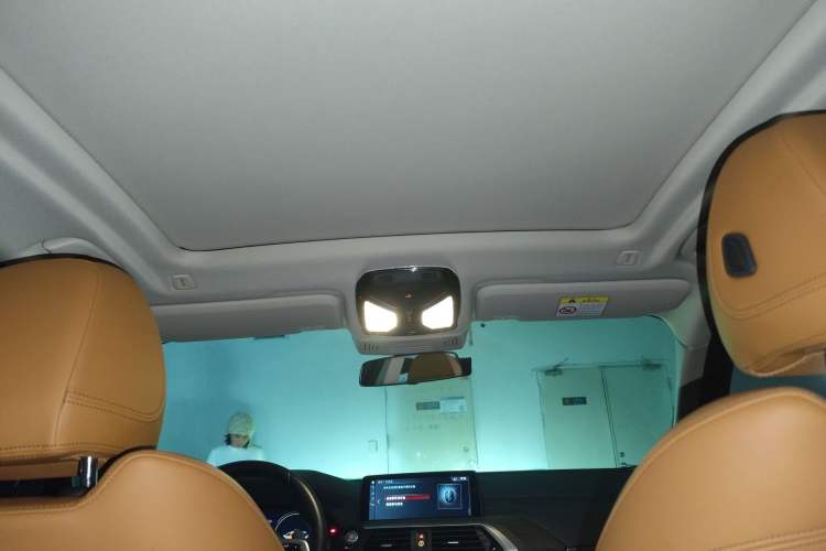 Used BMW X3 2018 xDrive28i M Sport Package China V Emission Standard
