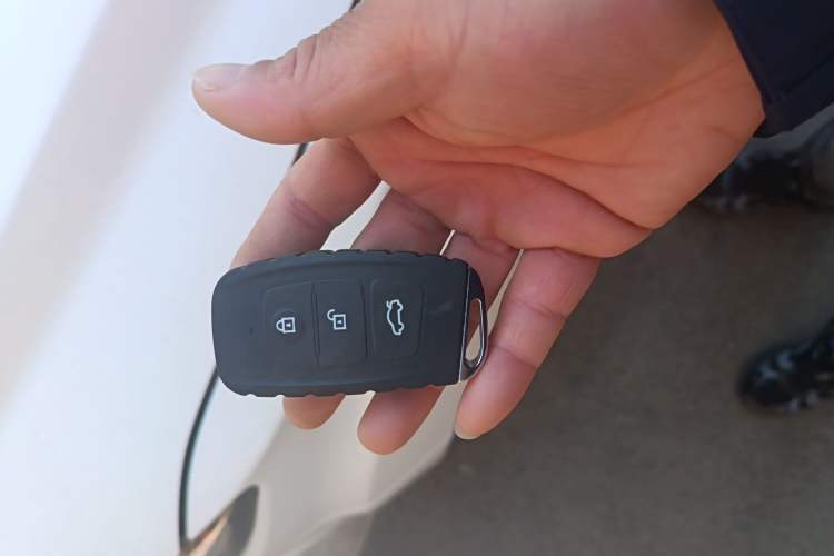 Used Bestune X40 2019 1.6L Automatic Luxury Edition China VI Vehicle Key