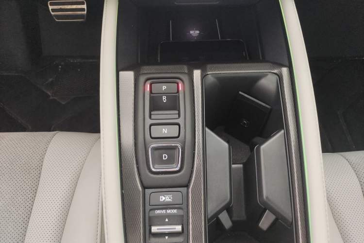 Used Honda Inspire New Energy 2023 ePHEV Smart Edition
