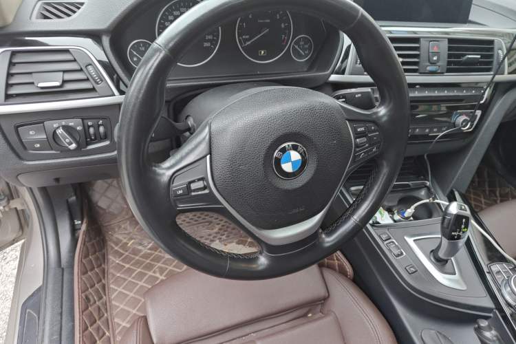 Used BMW 3 Series 2019 320Li Fashion Model
