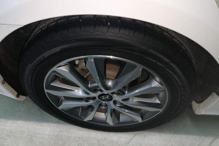 Used Hyundai Sonata 2013 2.0L Automatic Luxury Edition