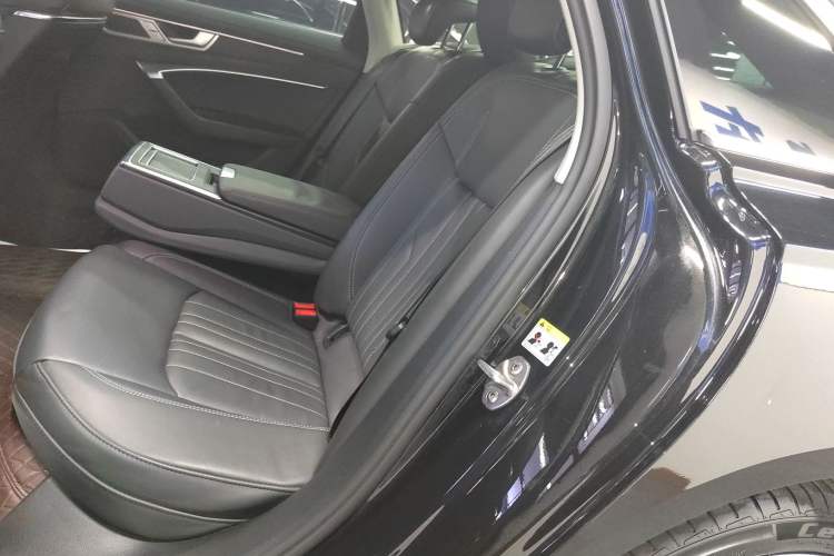 Used Audi A6L 2023 45 TFSI quattro Prestige Elegant Edition
