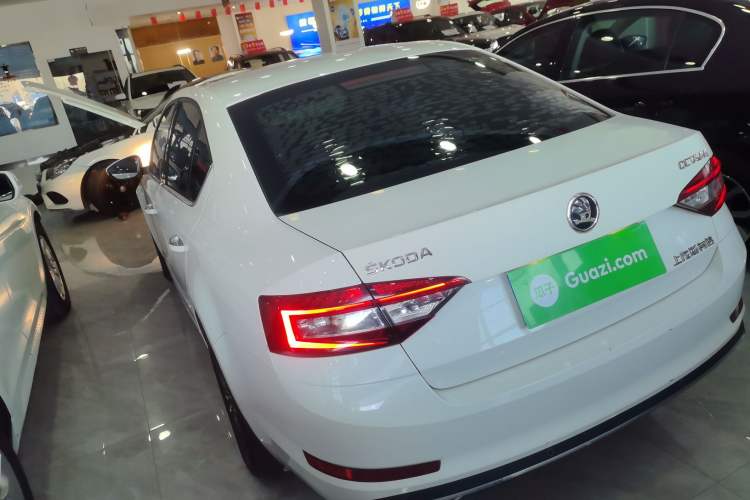 Used Skoda Octavia 2019 1.5L Automatic Luxury Edition
