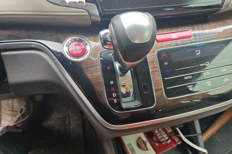 Used Honda Odyssey 2017 2.4L Luxury Edition
