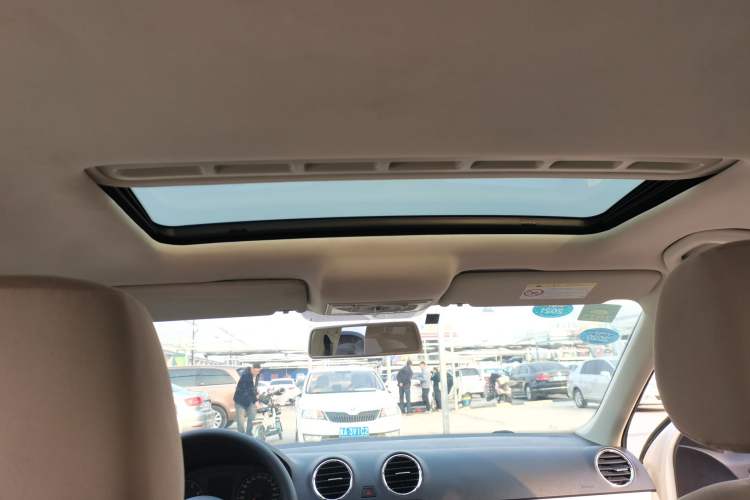 Used Volkswagen Jetta 2015 1.6L Manual Comfort Model
