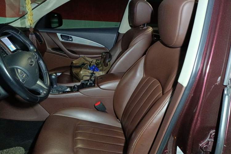 Used Infiniti QX50 2015 2.5L Enjoyment Edition
