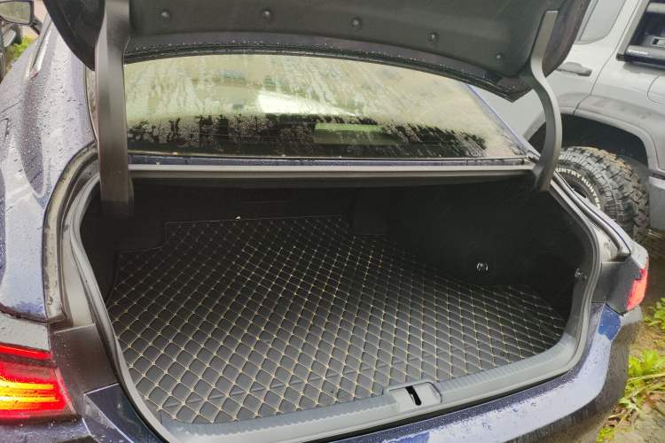 Used Lexus ES 2025 200 Premium Edition
