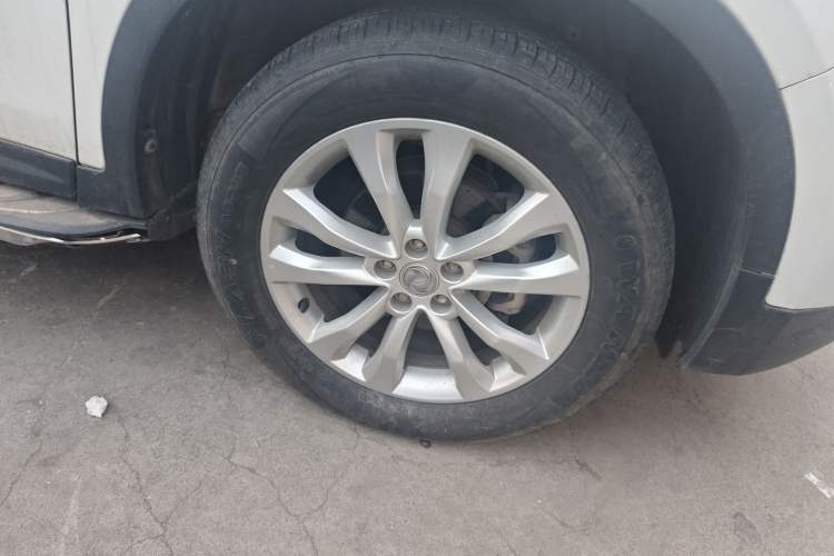 Used Dongfeng Aeolus AX7 2015 2.0L Automatic Zhiyi Trim