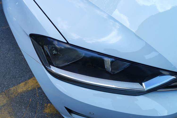 Used Volkswagen Golf Sportsvan 2016 230TSI Automatic Luxury Version
