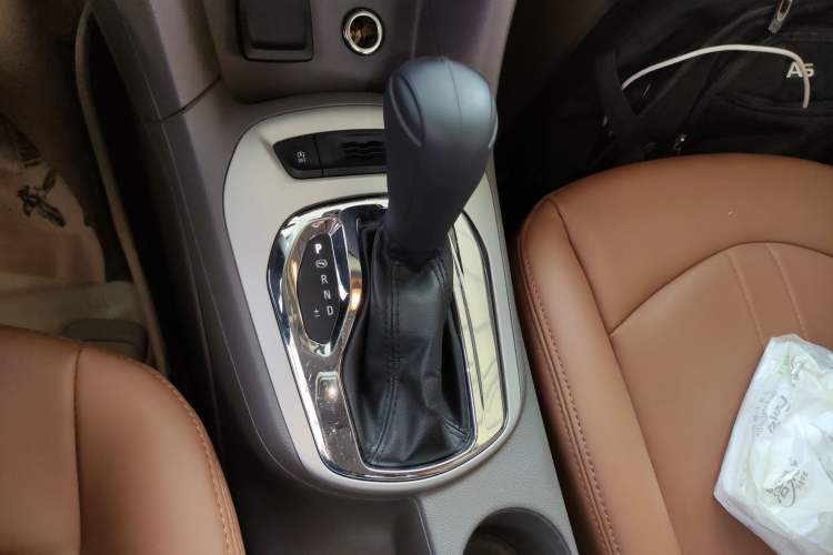 Used Chevrolet Cruze 2015 1.5L Automatic Fashion Navigation Edition