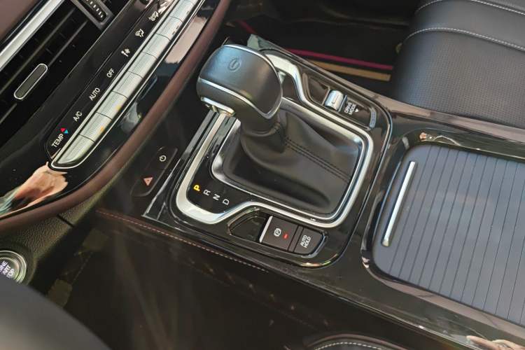 Used GAC Trumpchi M6 2023 PRO 270T DCT Luxury Edition