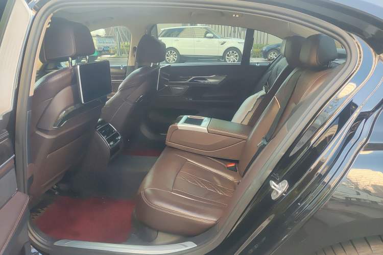 Used BMW 7 Series 2016 740Li Luxury Edition
