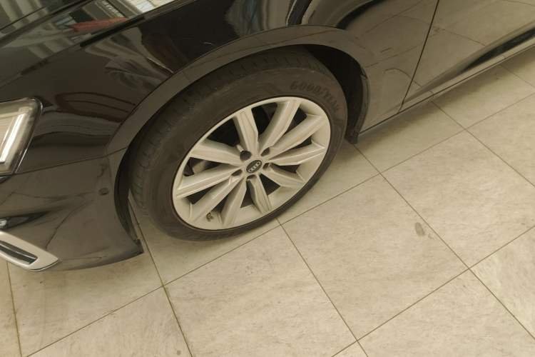 Used Audi A6L 2024 45 TFSI Prestige Dynamic Edition Left Front Wheel Hub