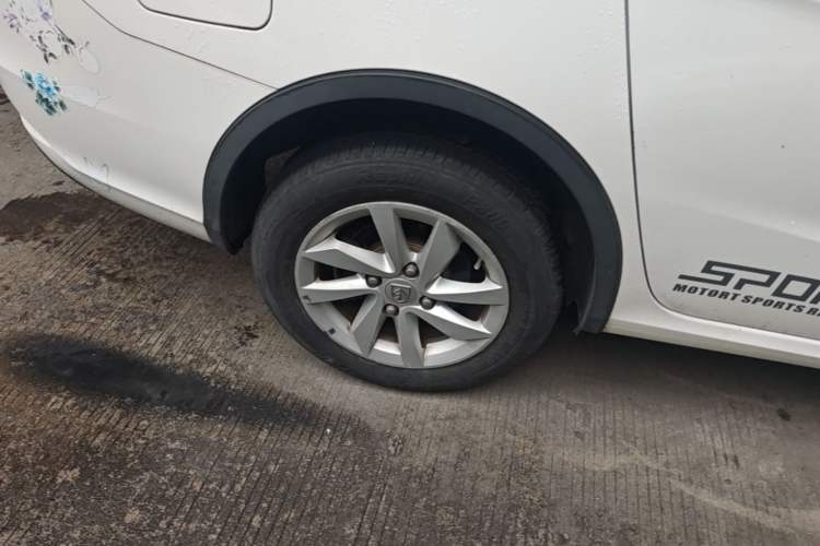 Used Baojun 310W 2017 1.5L Manual Fashion Model China V
