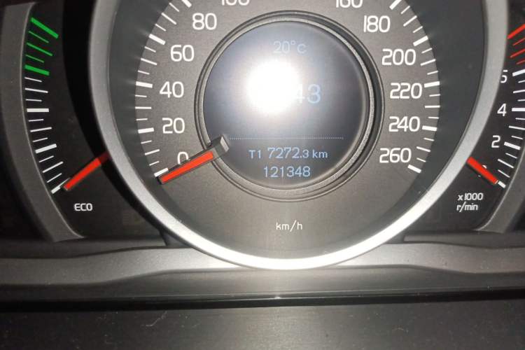 Used Volvo S60 2015 S60L 2.0T Zhiyuan Edition