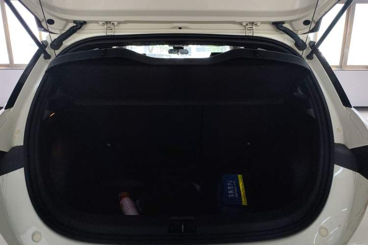 Used BYD Dolphin 2023 420 km Fashion Edition Trunk