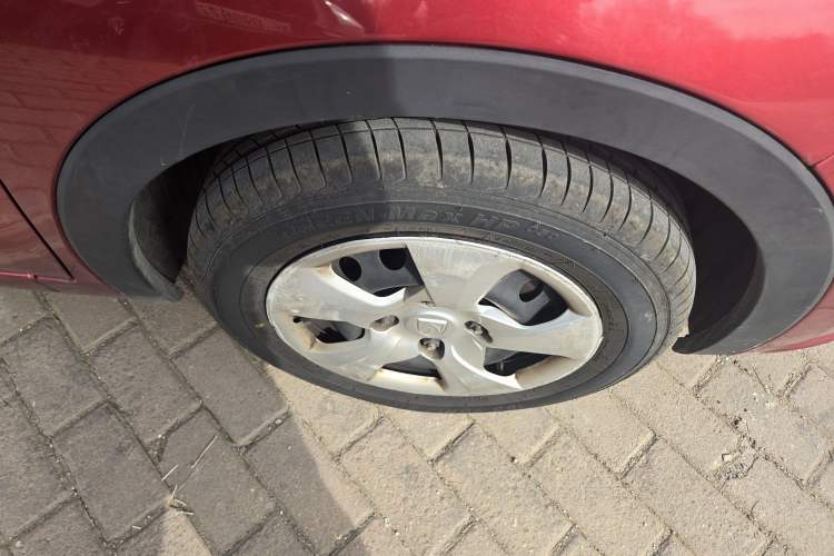 Used Baojun 310 2016 1.2L manual Comfort trim level
