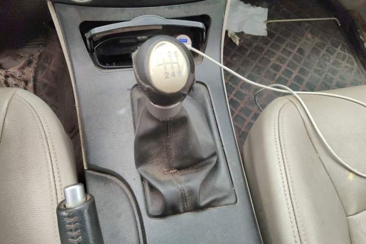 Used Bestune B70 2011 2.0L Manual Elite Edition