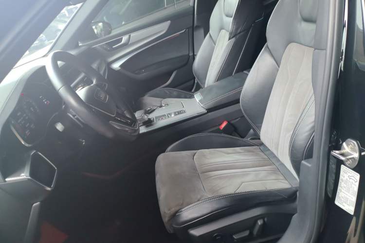 Used Audi A6L 2022 40 TFSI Luxury Dynamic Model
