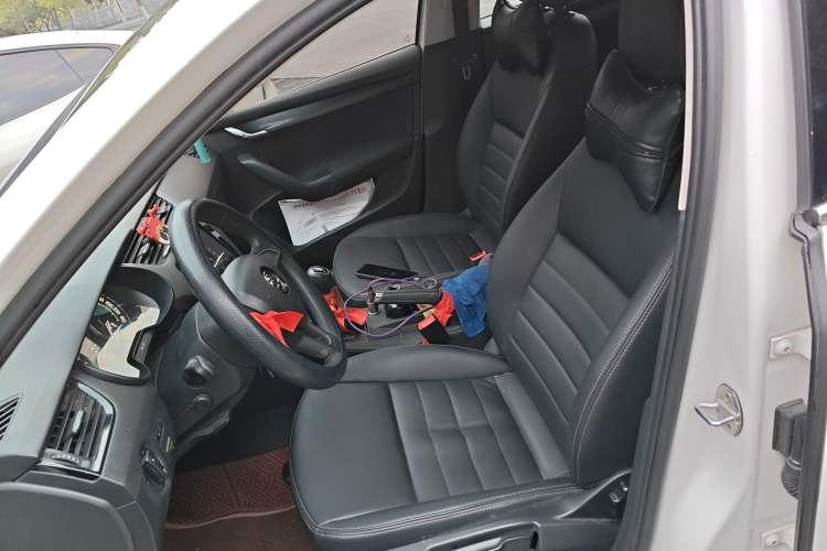 Used Skoda Octavia 2018 1.6L Manual Standard Edition Left Front Seat