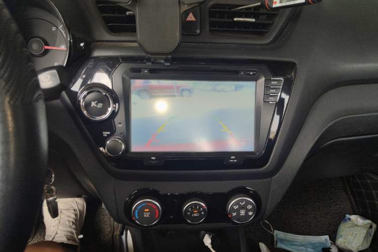 Used Kia K2 2015 Sedan 1.4L MT GLS