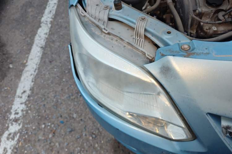 Used Changan Alsvin V3 2012 1.3L Manual Luxury Version China IV Standard