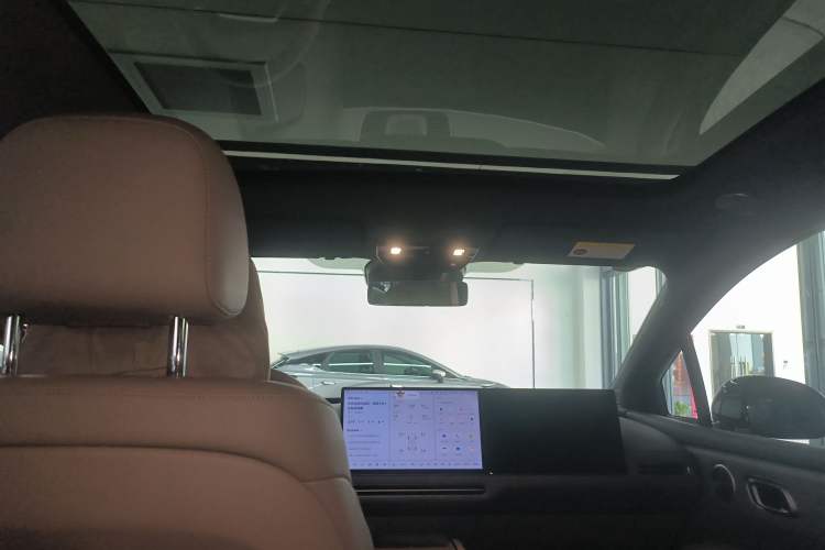 Used Li Auto Li Auto i6 2025 Model Two-Wheel-Drive Standard Type