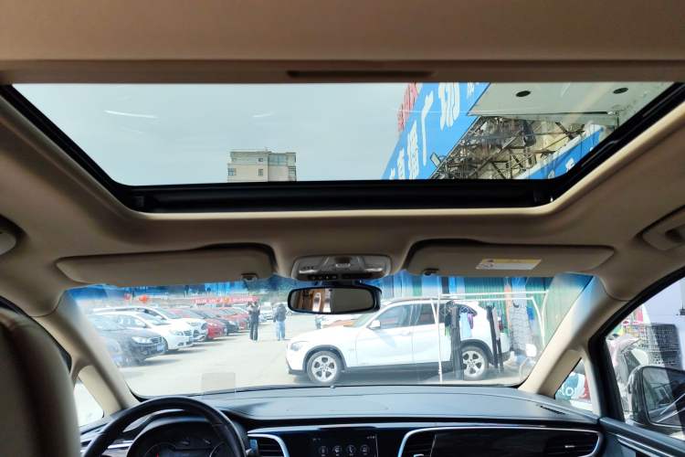 Used Buick GL8 2017 ES 28T Flagship Model China V Standard
