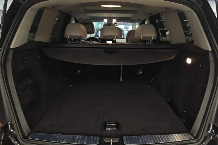 Used Mercedes-Benz GLK-Class 2013 GLK 300 4MATIC Dynamic Sunroof Model
