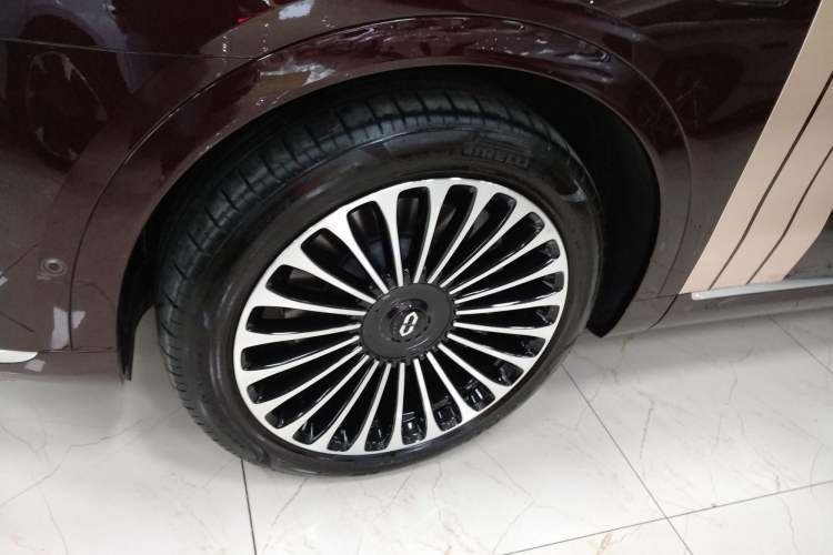 Used Hima AITO M9 2025 Extended-Range Ultra Version 52 kWh 6-Seater