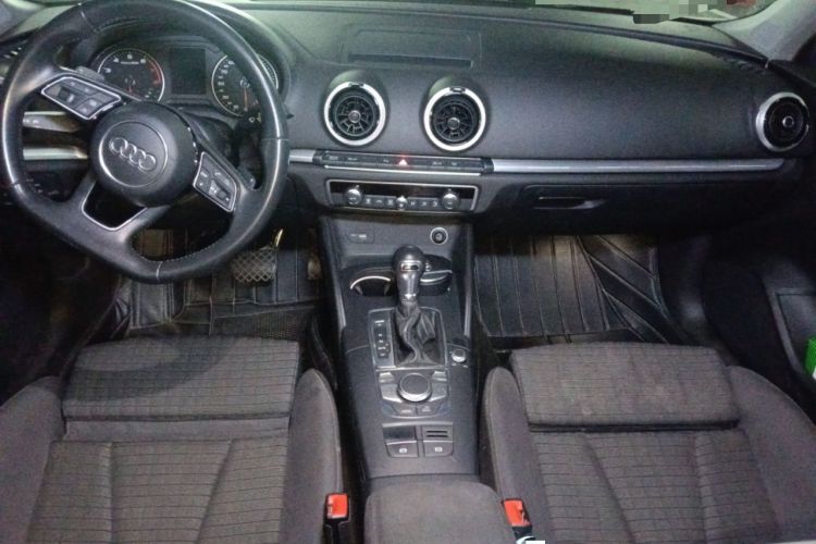 Used Audi A3 2017 Sportback 35 TFSI Sport Edition Center Console