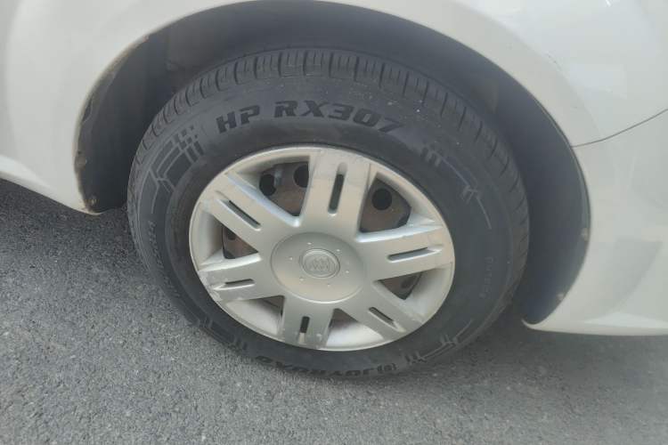 Used Buick Excelle 2013 1.5L Automatic Classic Model
