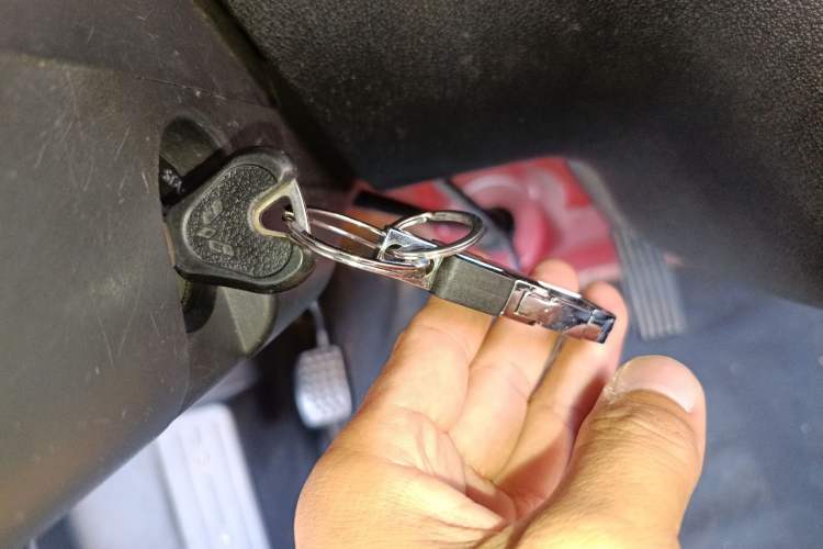 Used Wuling Zhiguang 2020 1.2L Practical Model China VI LSI
