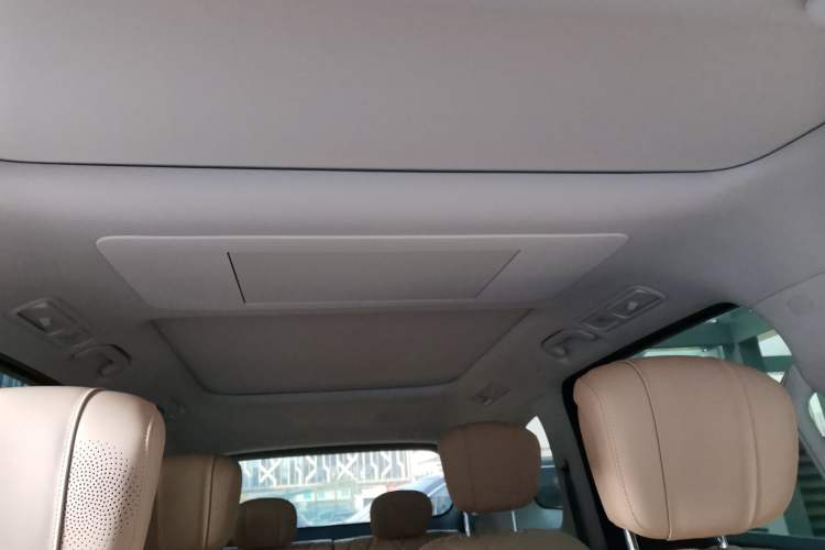 Used Chery T11 2026 Model 220 All-Wheel Drive Dual IMAX Theater Edition