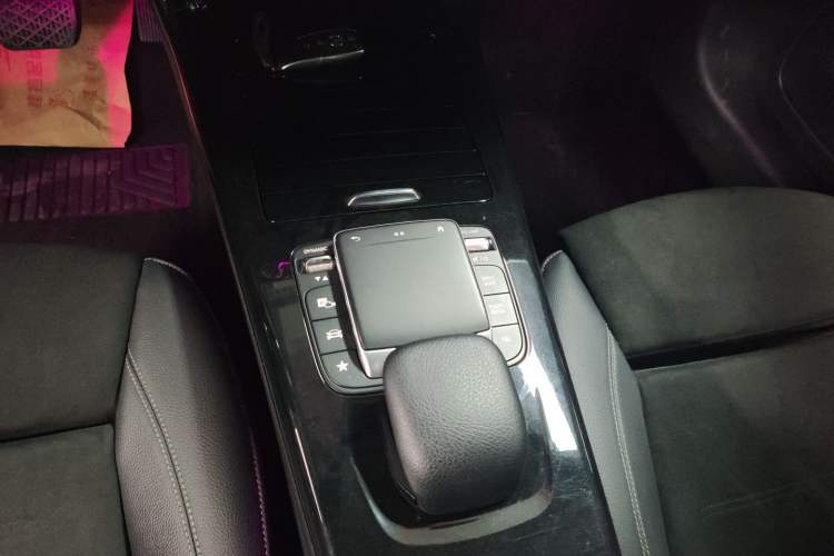 Used Mercedes-Benz A-Class 2021 A 200 L Sport Sedan Fashion Model