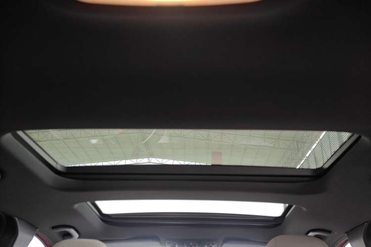 Used Mercedes-Benz B-Class 2015 B 200 Sport Edition Headliner
