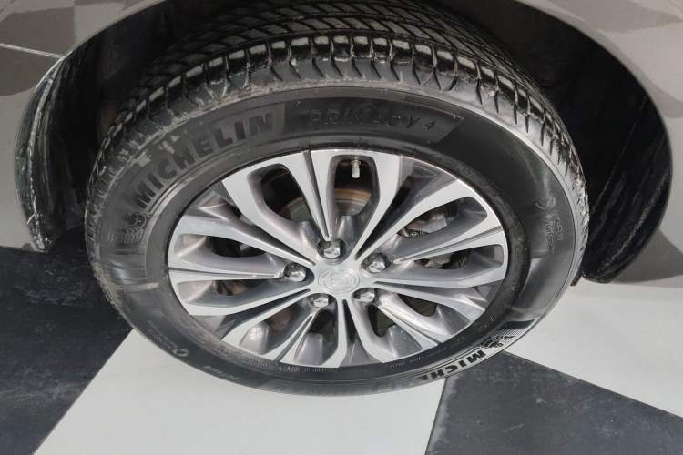 Used Buick GL8 2020 Land Business Class 652T Premium Model
