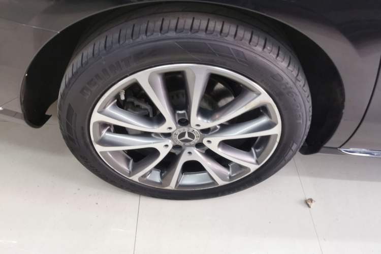 Used Mercedes-Benz E-Class 2019 E 260 L
