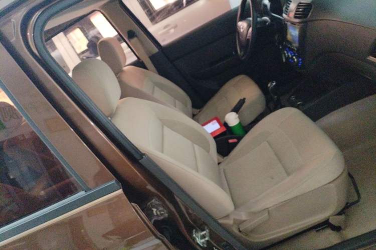 Used Wuling Hongguang 2014 1.5L S Standard Version
