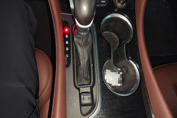 Used Buick Envision 2019 28T Four-Wheel Drive Luxury Version China V Standard Gear Lever