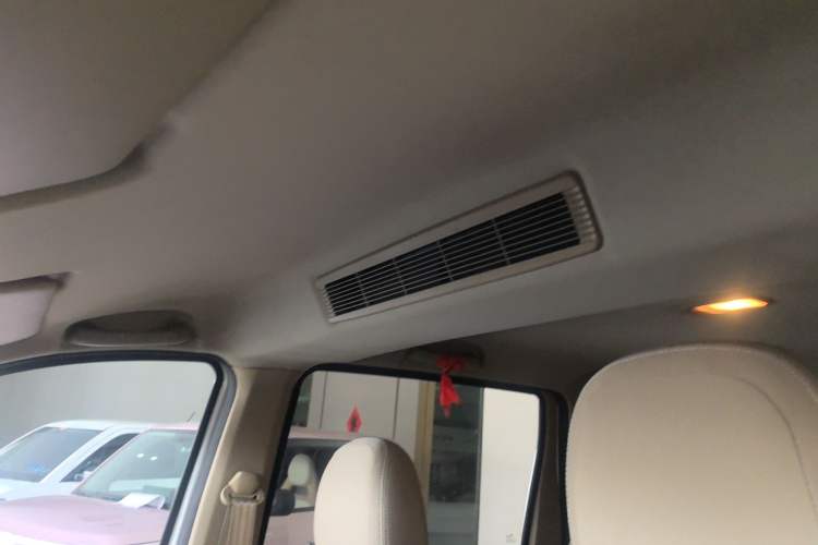 Used Wuling Hongguang 2019 1.5L S Standard Version China VI LAR Headliner
