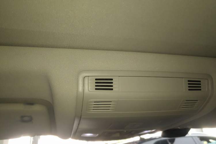 Used Volkswagen T-ROC 2021 Revised Version 280TSI DSG Two-Wheel Drive Comfort & Smart Connectivity Edition
