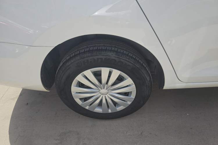 Used Volkswagen Santana 2016 1.6L Manual Fashion Edition