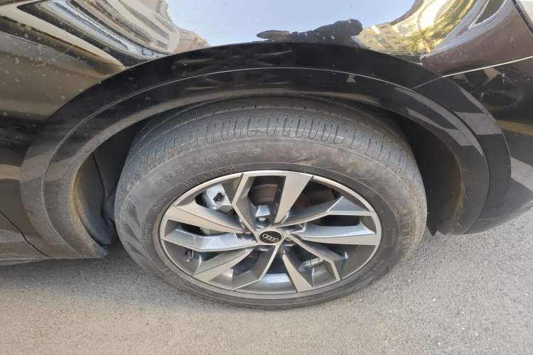 Used Audi Q5L 2023 40T Luxury Dynamic Model
