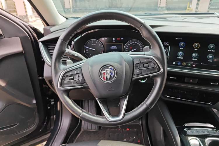 Used Buick Envision 2021 Encore Plus 652T Five-Seat All-Wheel-Drive Luxury Model Steering Wheel